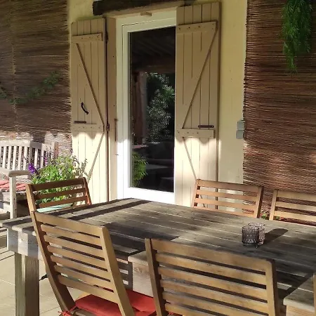 De Nicou - L'auvent Holiday home *